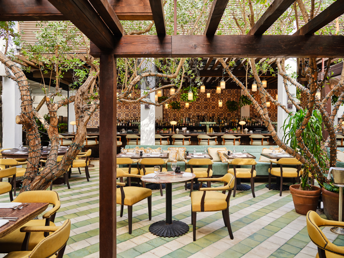 Restaurant garden