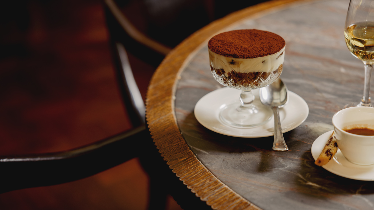 A table with food on it