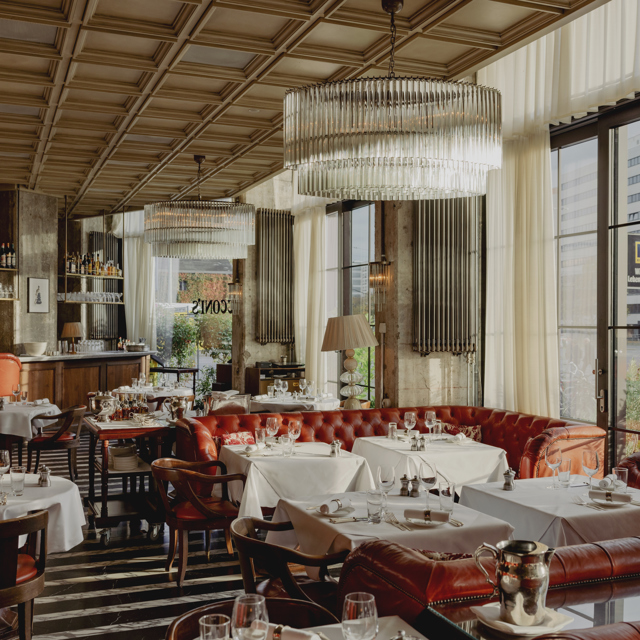 Innenansicht des Restaurants Cecconi's Berlin