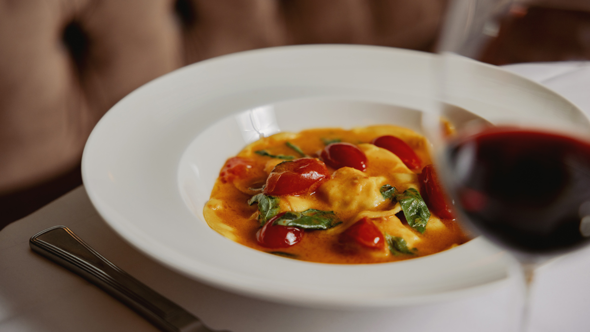 A table with food on it